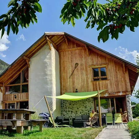 Chambres D'hote Le Brin De Paille Saint-Martin-de-Queyrieres