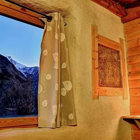Chambres D'hote Le Brin De Paille Bed & Breakfast 2*